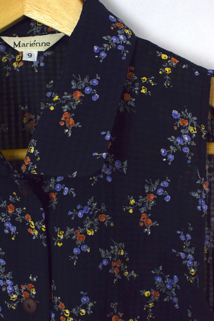 Navy Floral Print Tie Up Top - Image 2