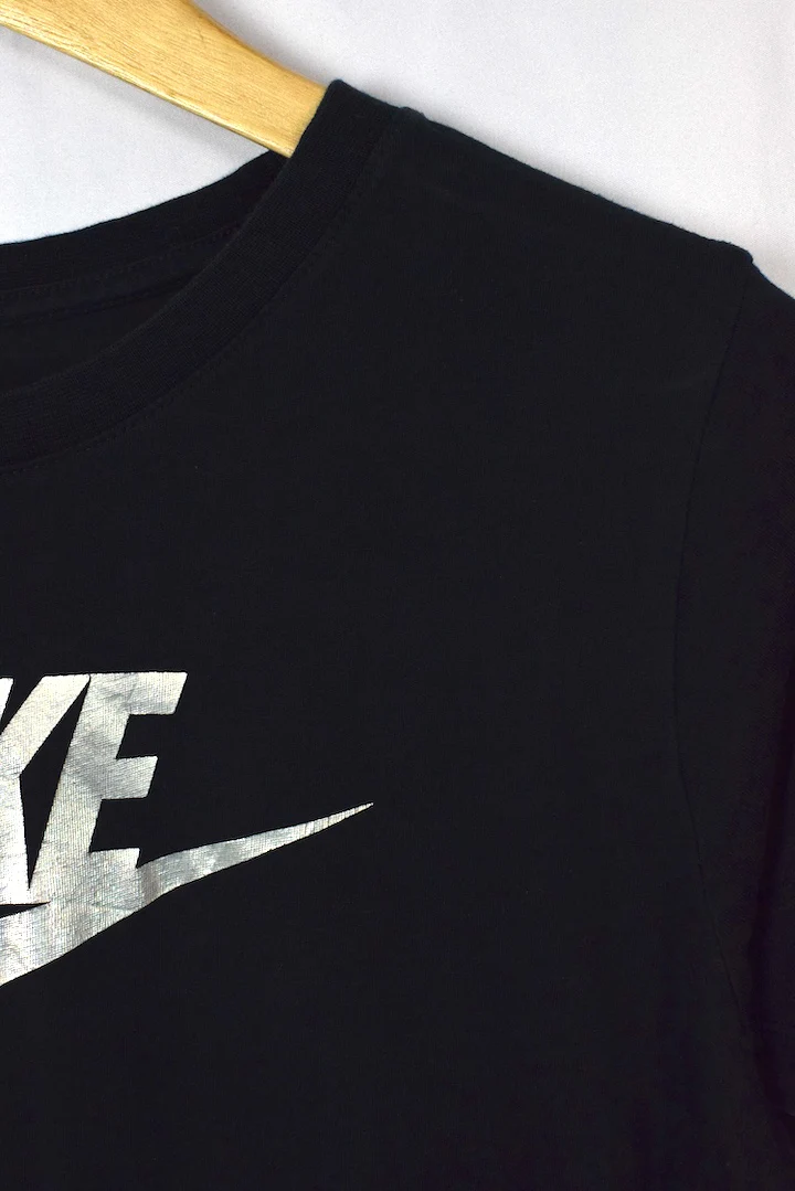 Nike Brand T-shirt - Image 2