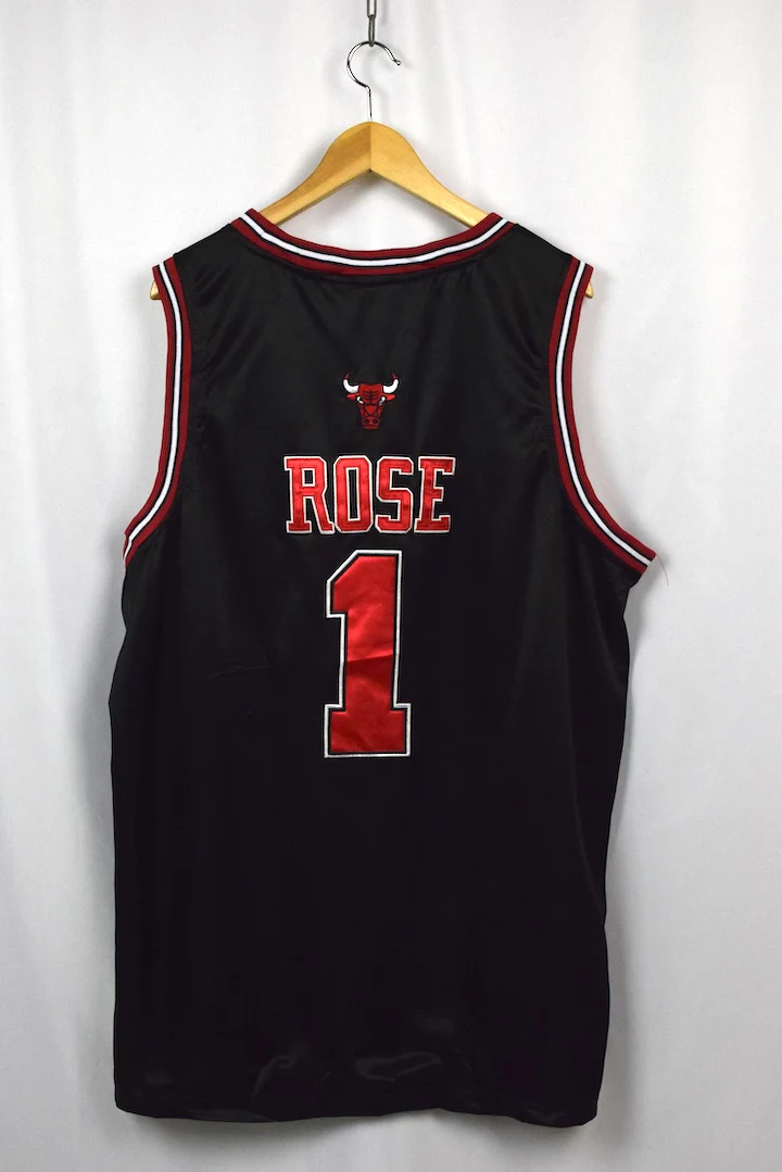 00s/10s Derrick Rose Chicago Bulls NBA Jersey - Image 3