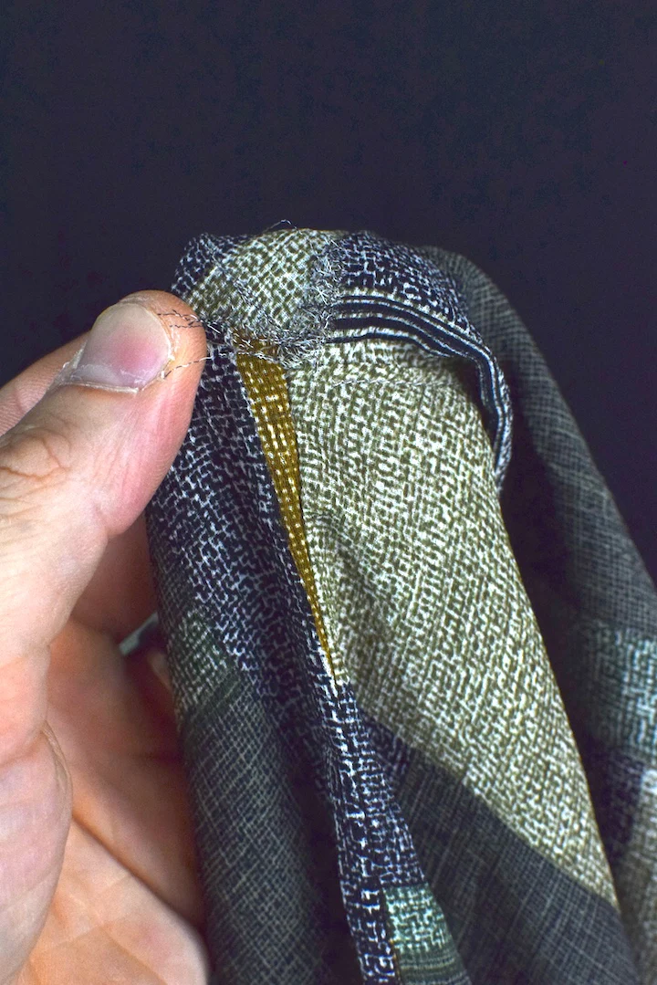 Artemodena Brand Shirt - Image 4