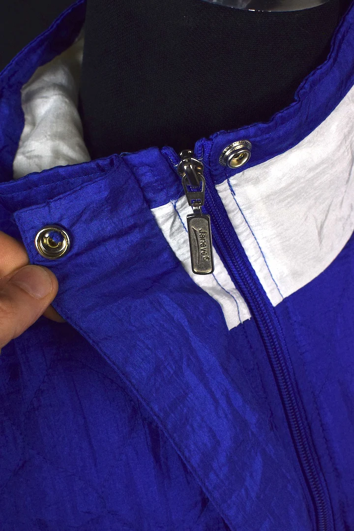 Blue and White Spray Jacket - Image 4