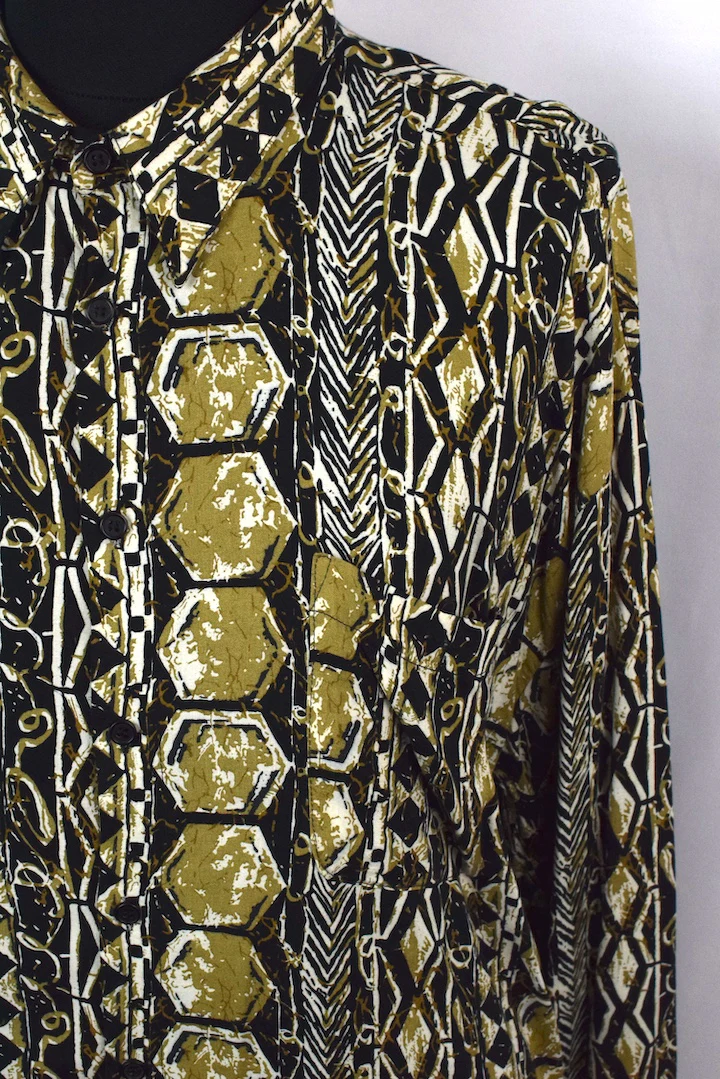 Executive Club Brand Abstract Print Shirt - Image 2