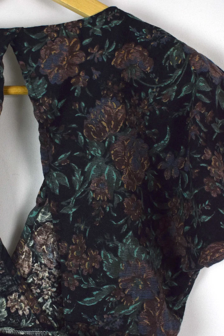 Reworked Floral Print Tie-Up Top - Image 4