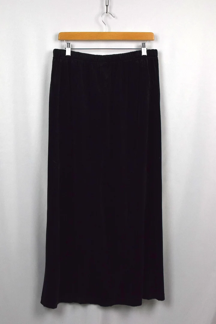 Mickey Mouse Velvet Skirt - Image 3