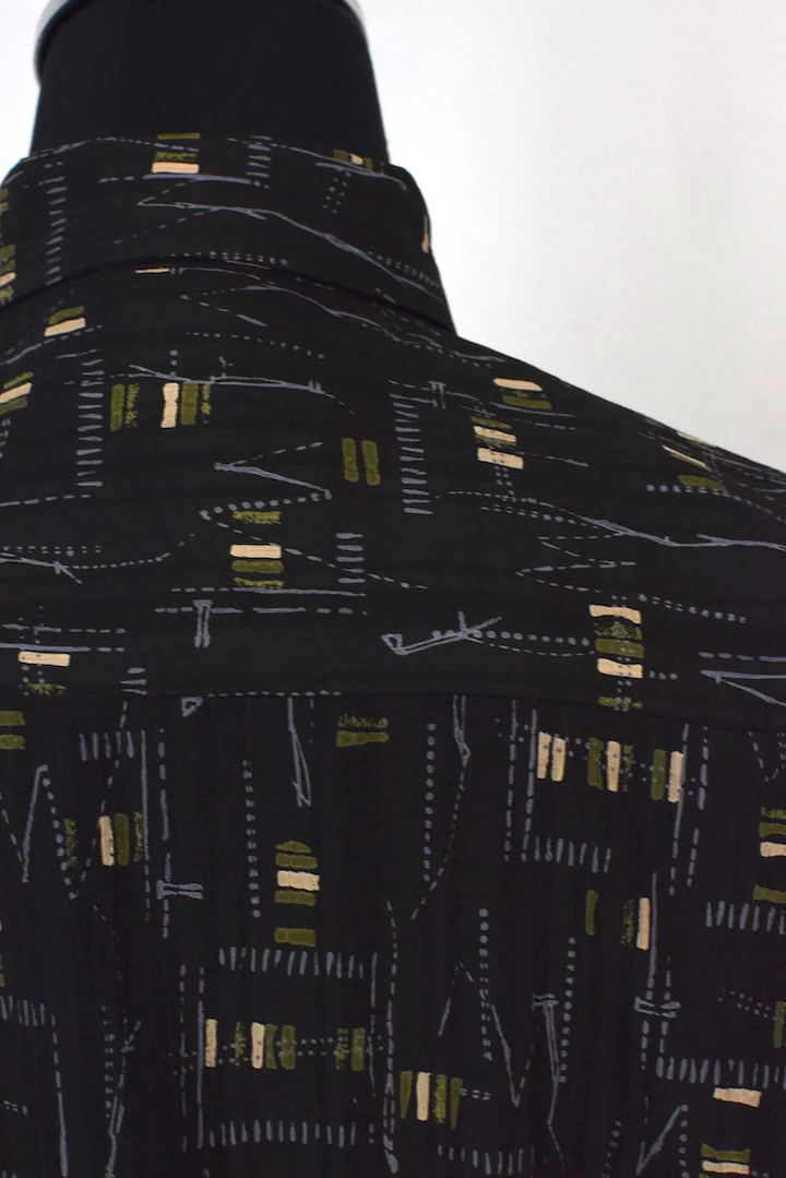 Connect Brand Abstract Print Shirt - Image 4