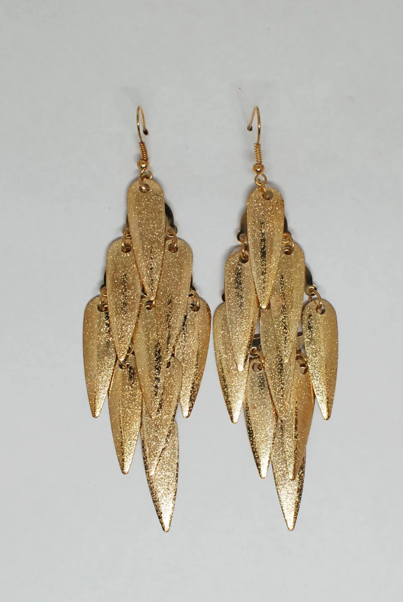 Lightweight Chandelier Tear Drop Design Earrings - Image 3