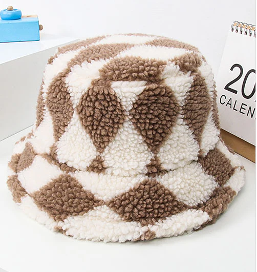 NEW Checkered Teddy Bucket Hat(4 Colours) - Image 3