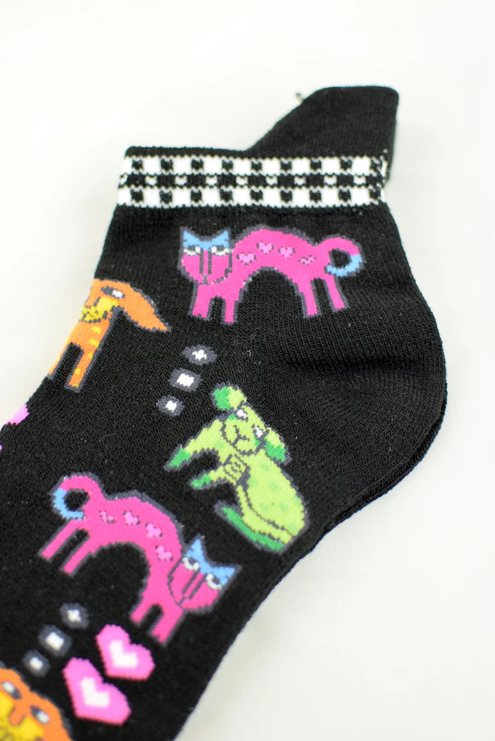 NEW Folk Art Cats anklet socks - Image 2