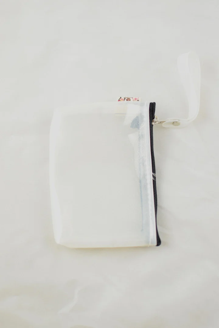 NEW See-through Plastic Coin Purse - Image 4