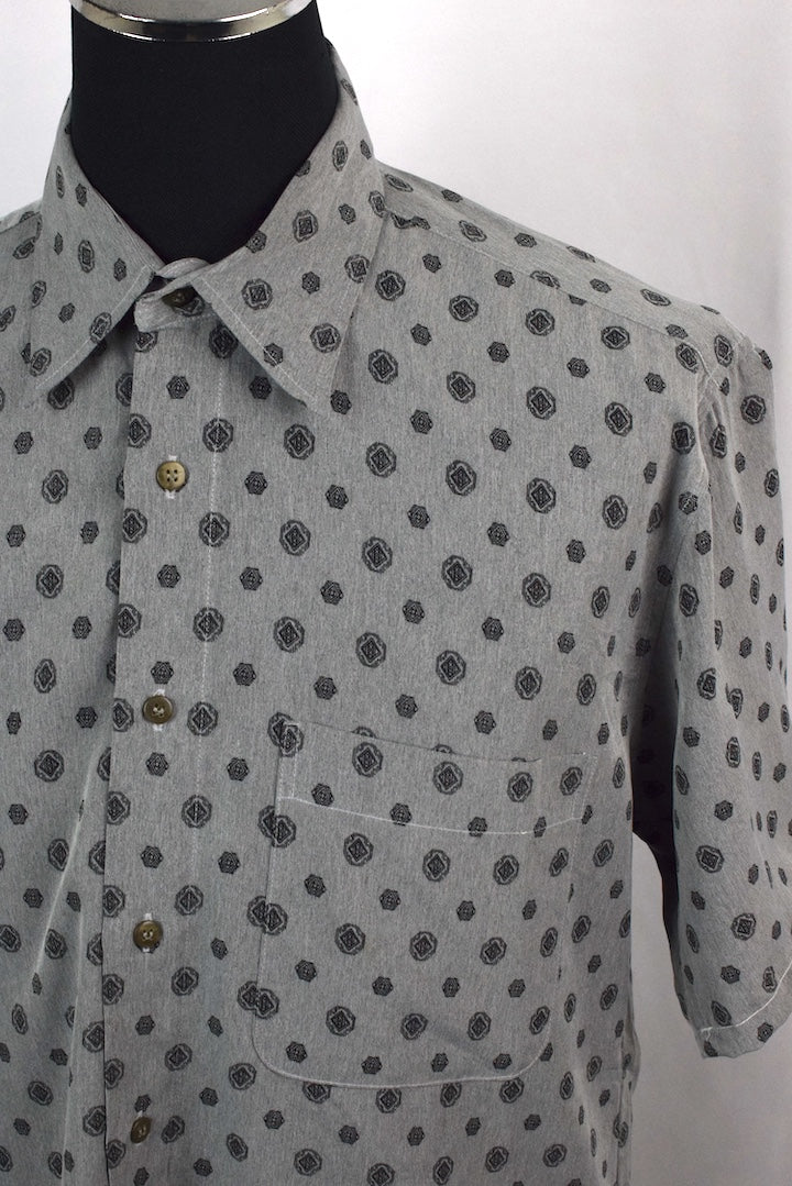 Noir Et Blanc Brand Shirt - Image 2