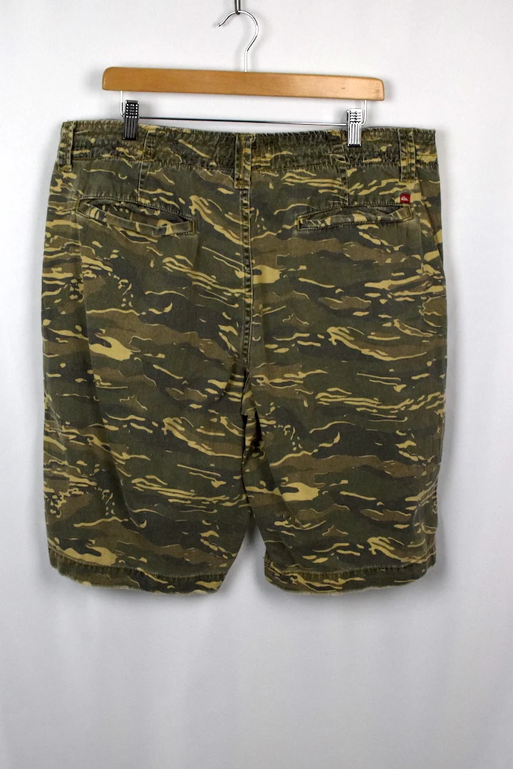 Quicksilver Brand Camouflage Denim Shorts - Image 7