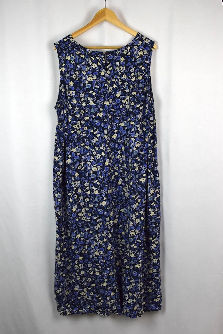 Blue Floral Print Dress - Image 4