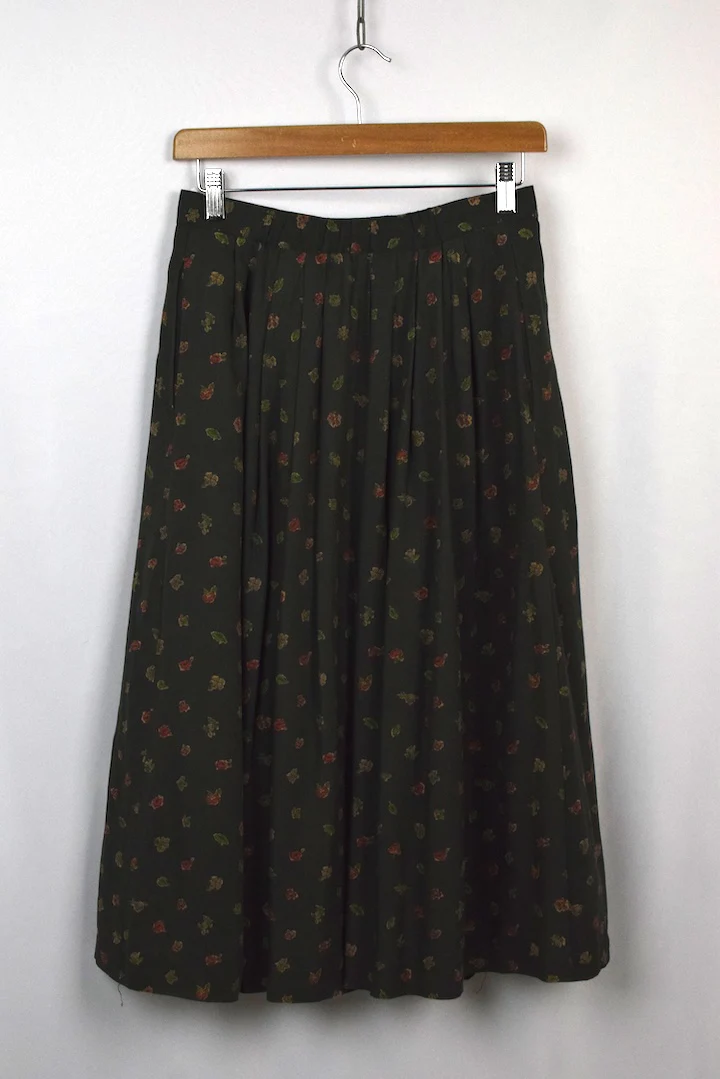Green Floral Print Skirt - Image 3