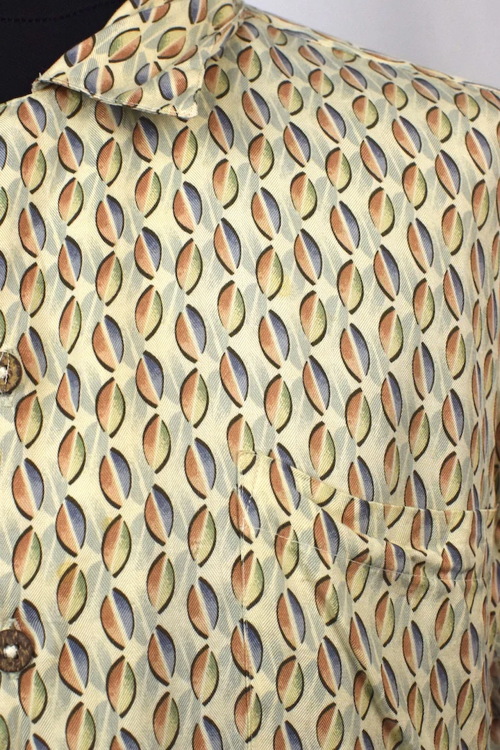 Abstract Leaf Print Shirt - Image 2