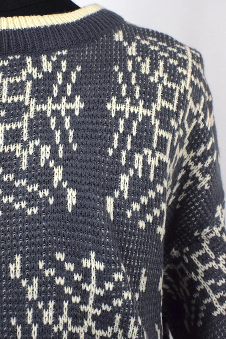 Snowflake Pattern Knitted Jumper - Image 2