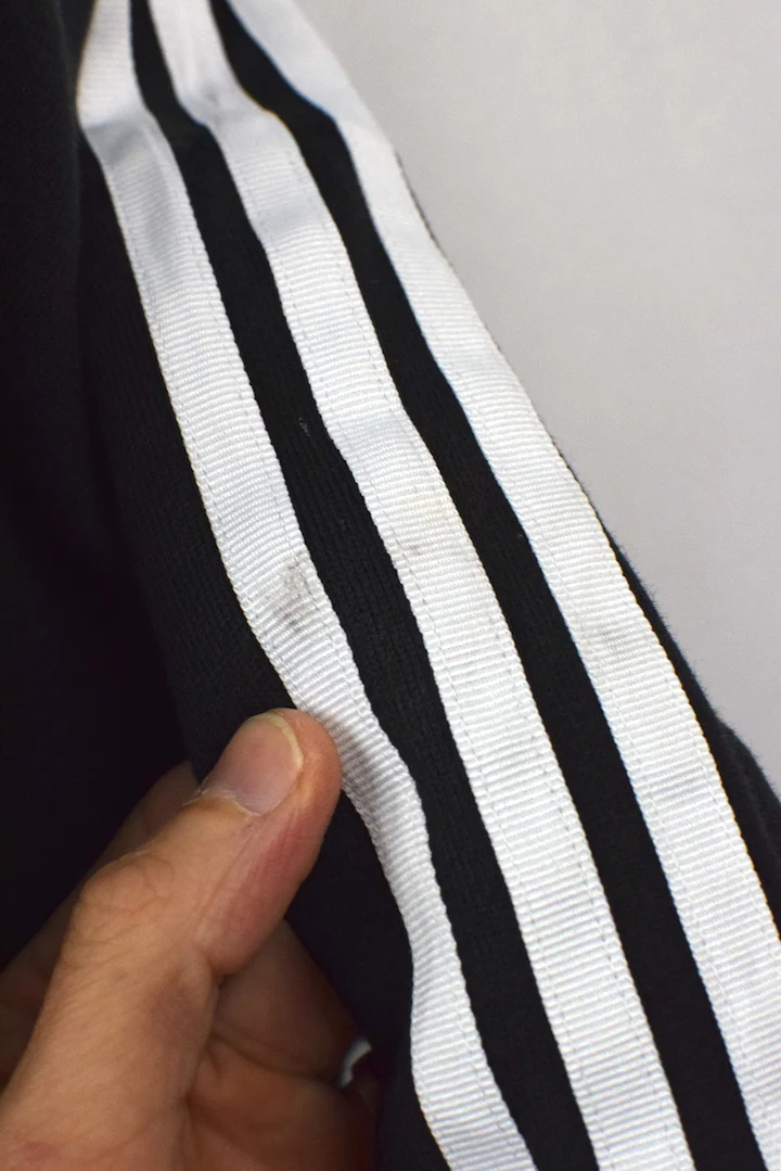Adidas Brand Crop Hoodie - Image 4